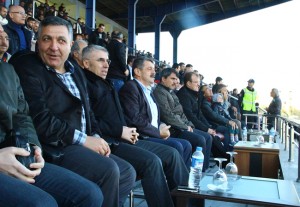 Başkan-Bartınspor-maçında-300x207